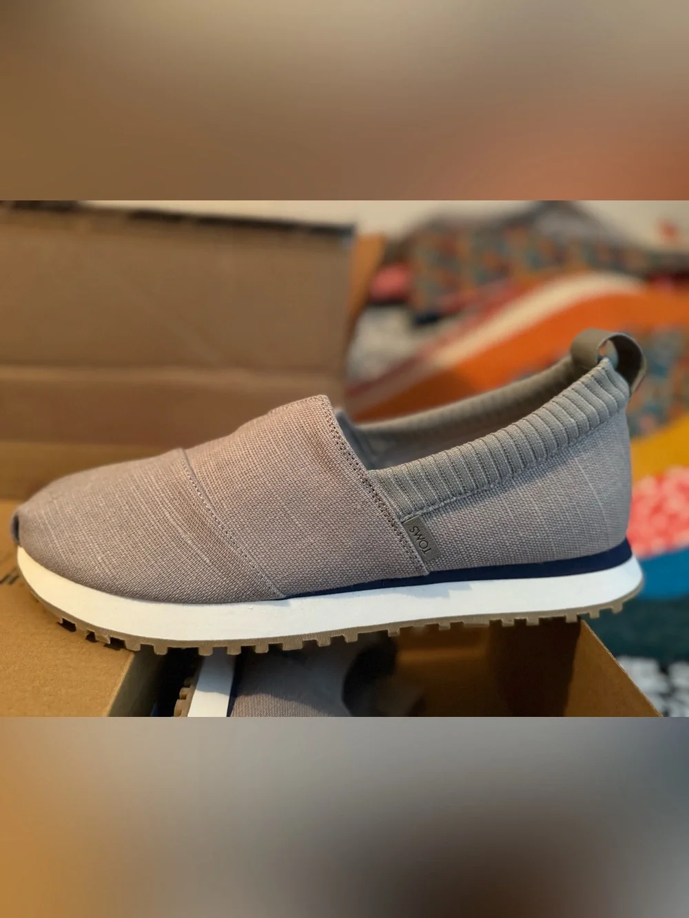 TOMS Men's Slip-On Knit Sneaker — Light Gray